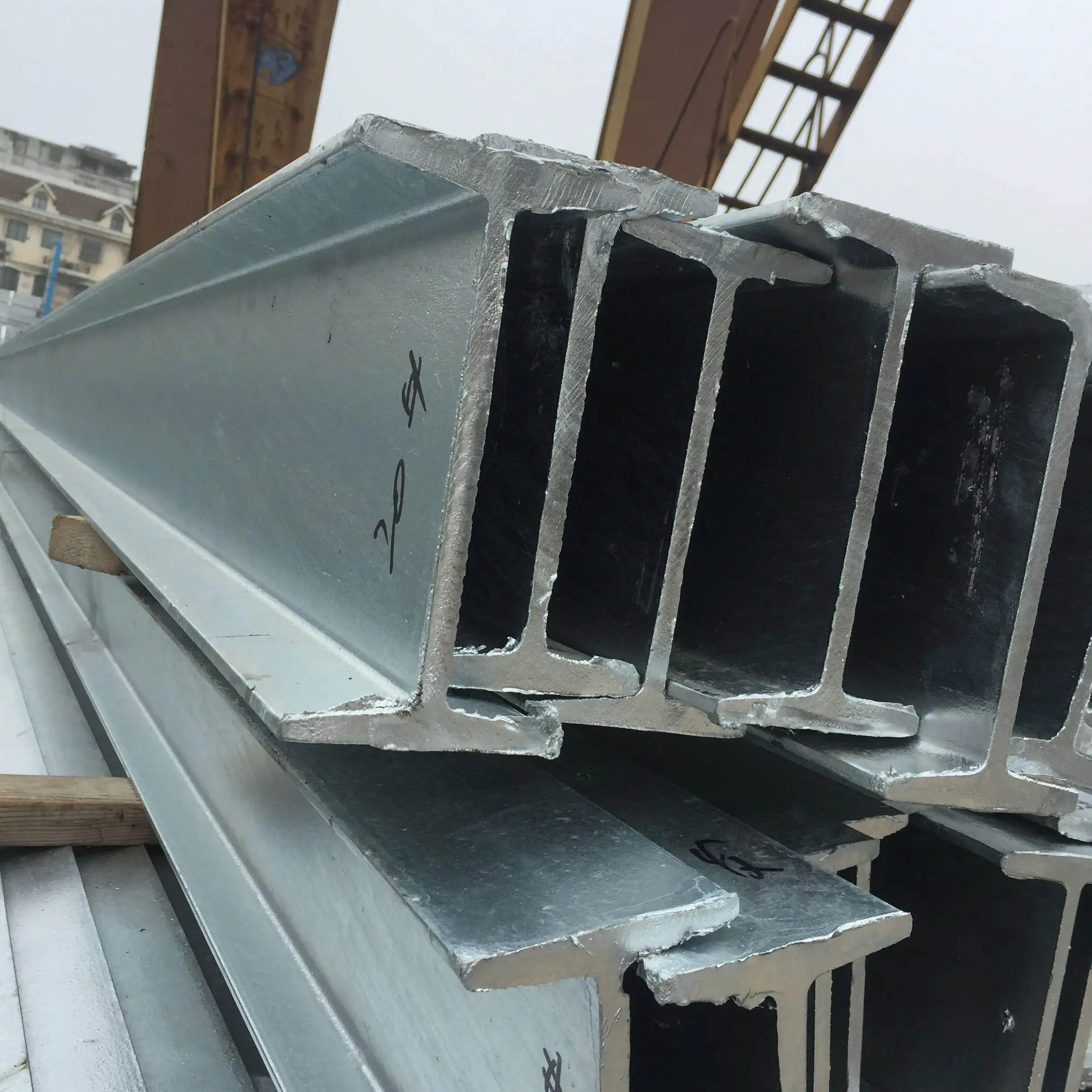 Galvanized H-shaped Steel